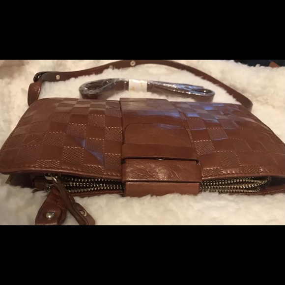 Asile LeatherLook Handbag removable zippered pouch - Picture 2 of 9